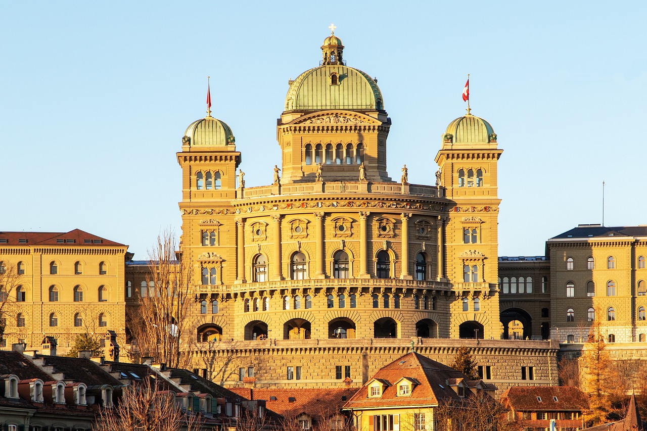bundeshaus-3881070_1280